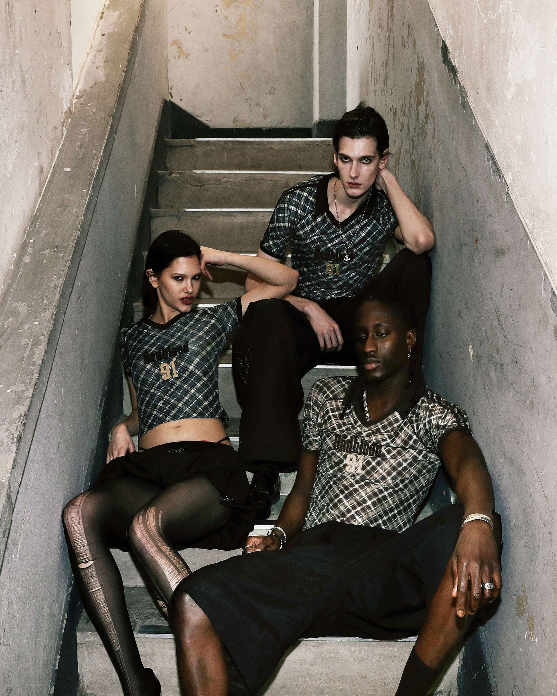 Badblood Vintage Club V-Neck Check T-Shirt Brown