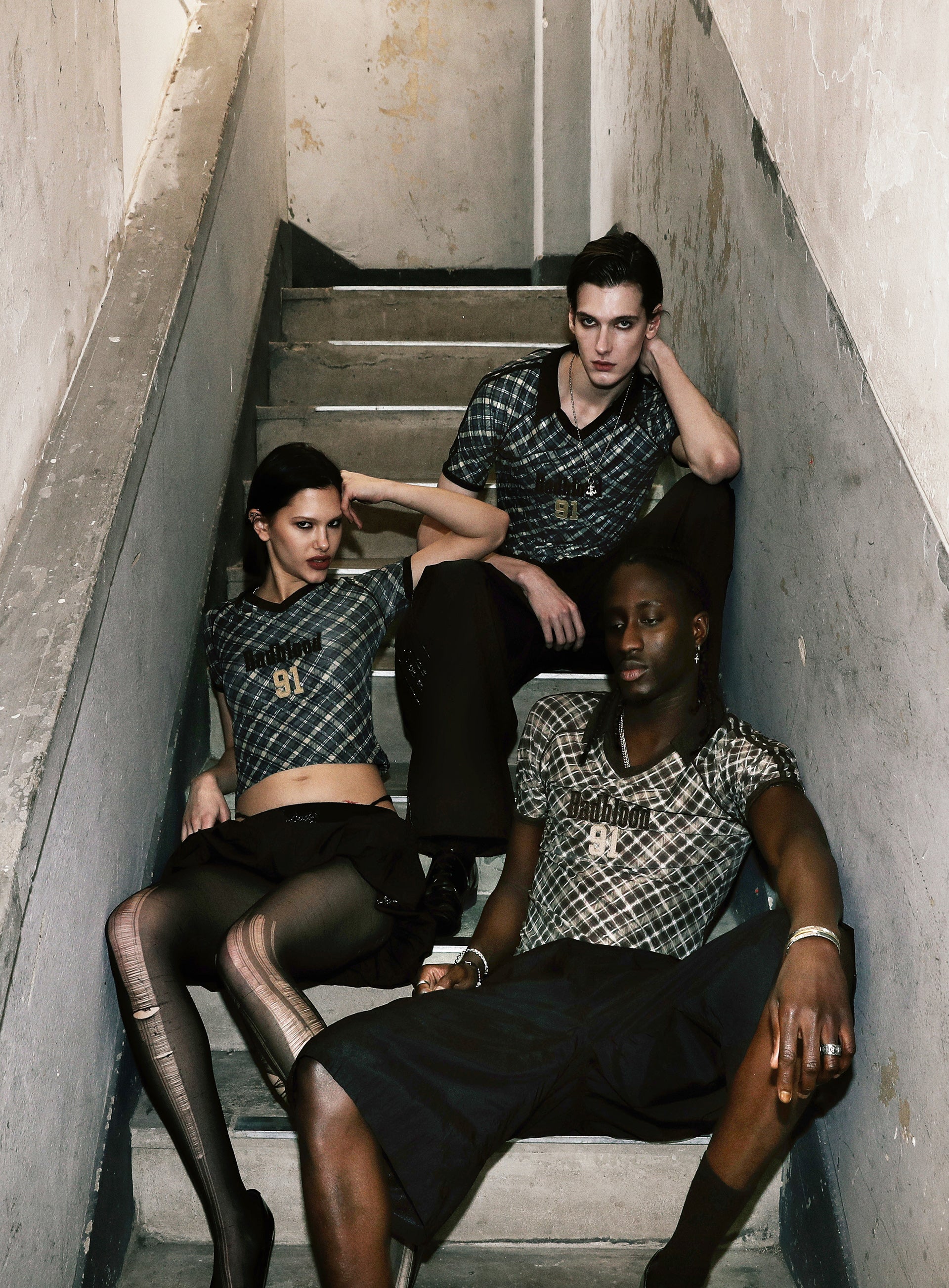 Badblood Vintage Club V-Neck Check T-Shirt Brown