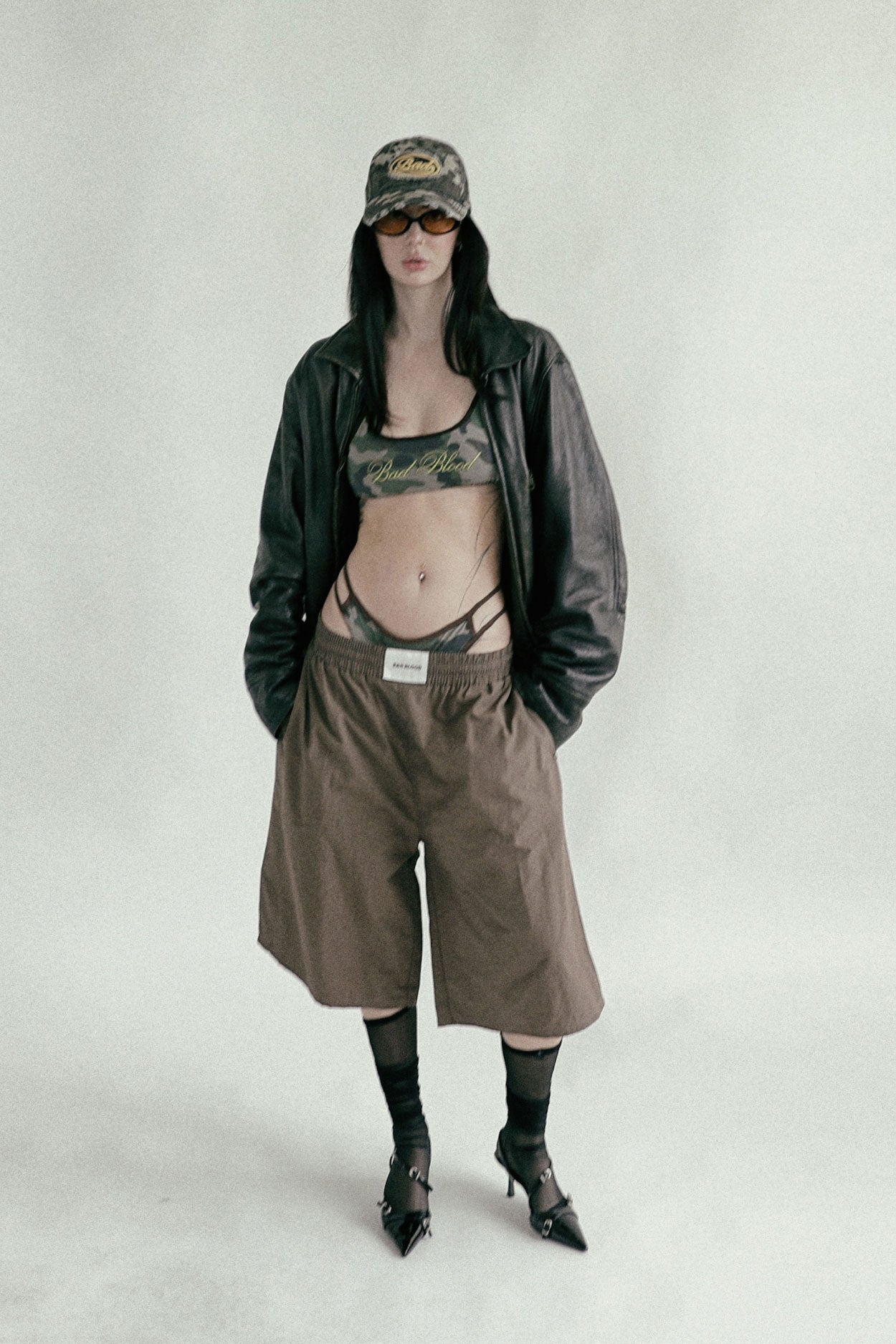 Badblood AJ Easy Bermuda Pants Khaki Brown