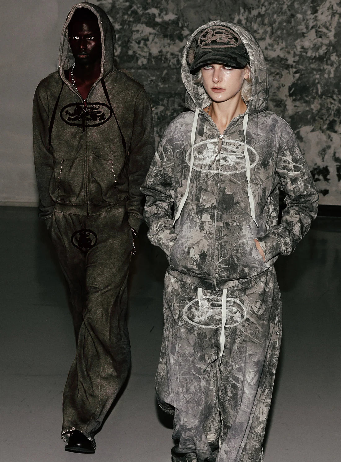 Badblood Lion Patch 2-Way Curved Jogger - Light Real Tree