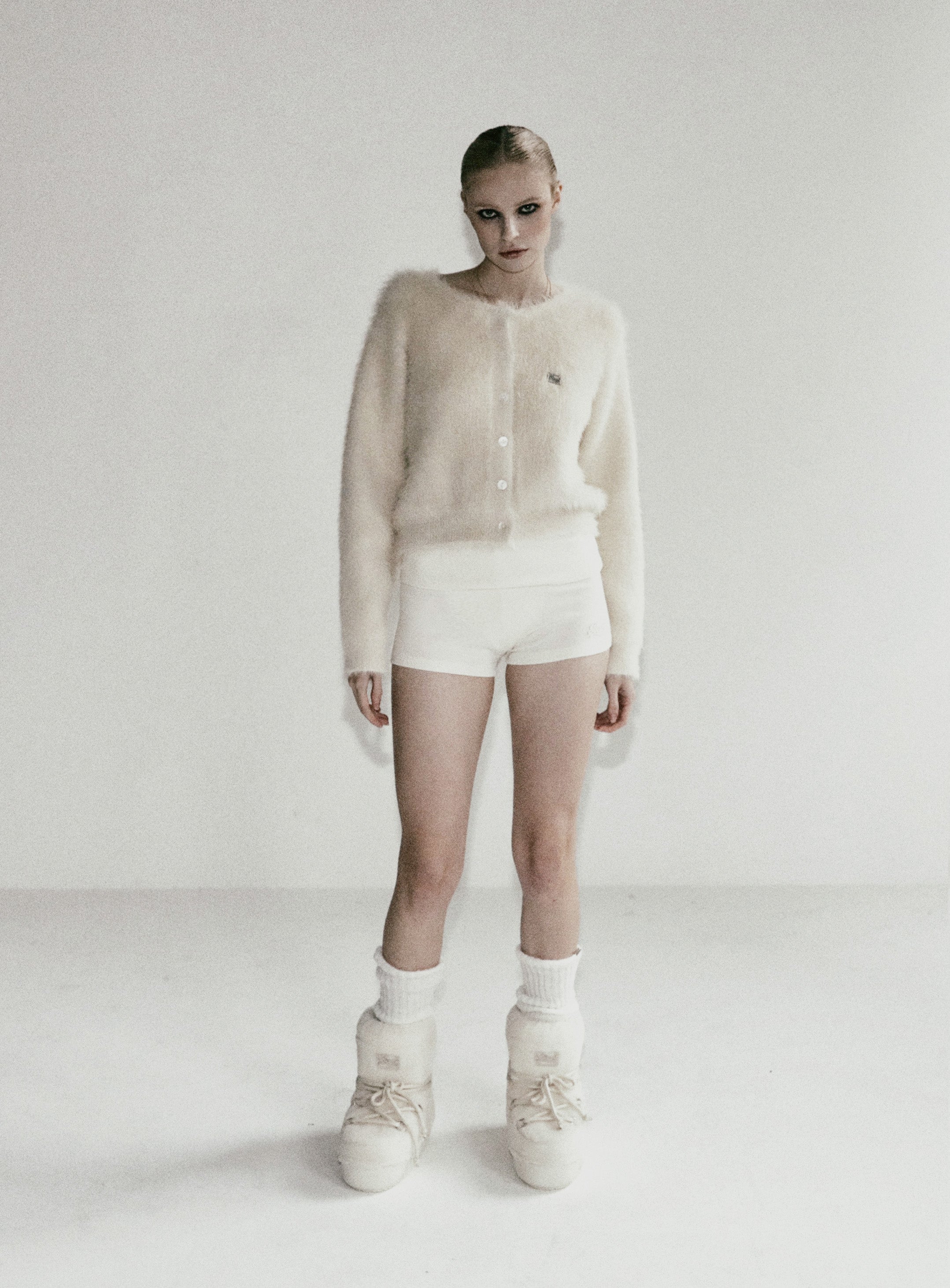 Badblood Eskimo Boots Short Platform Cream