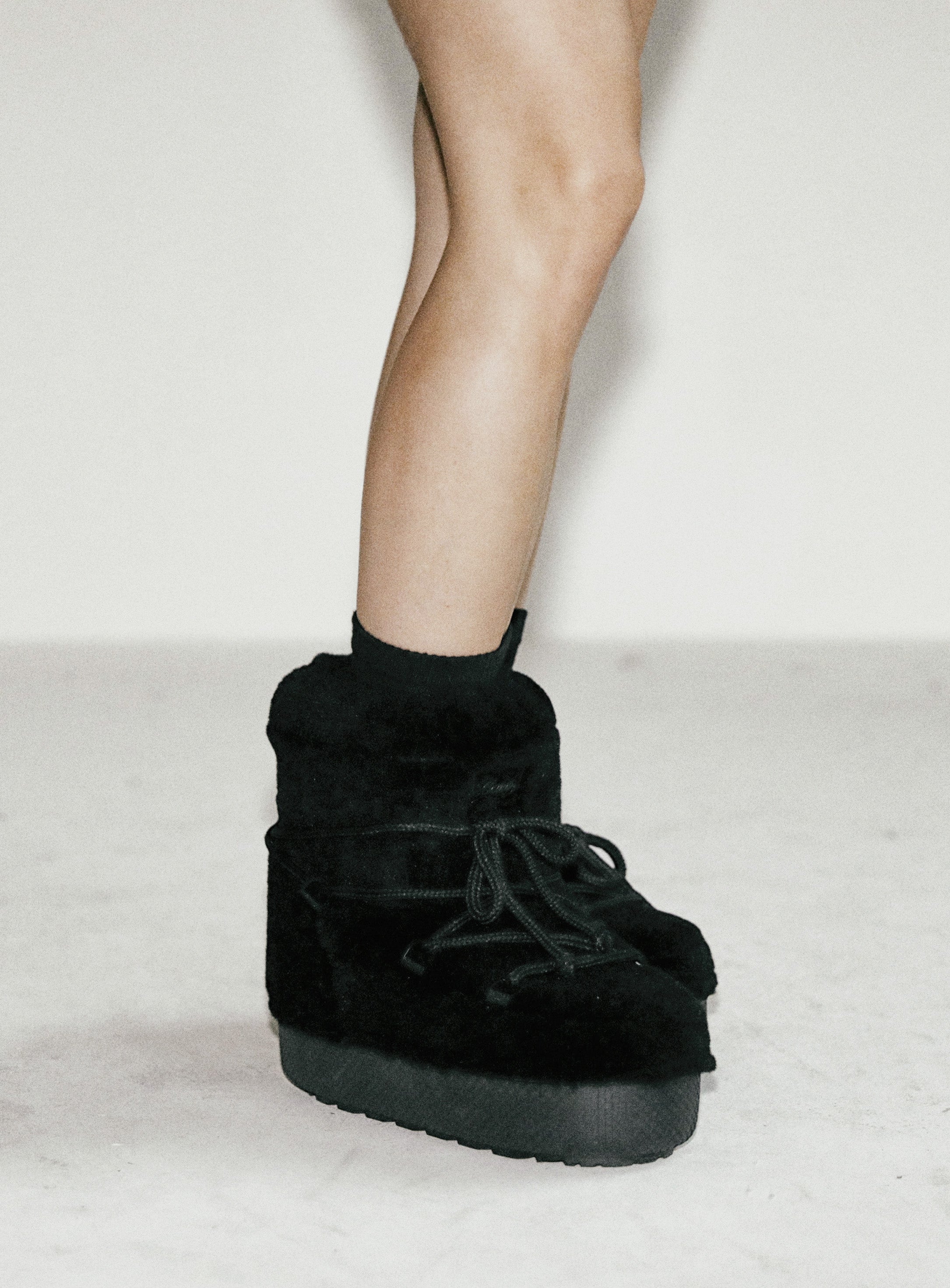 Badblood Eskimo Boots Short Platform Black