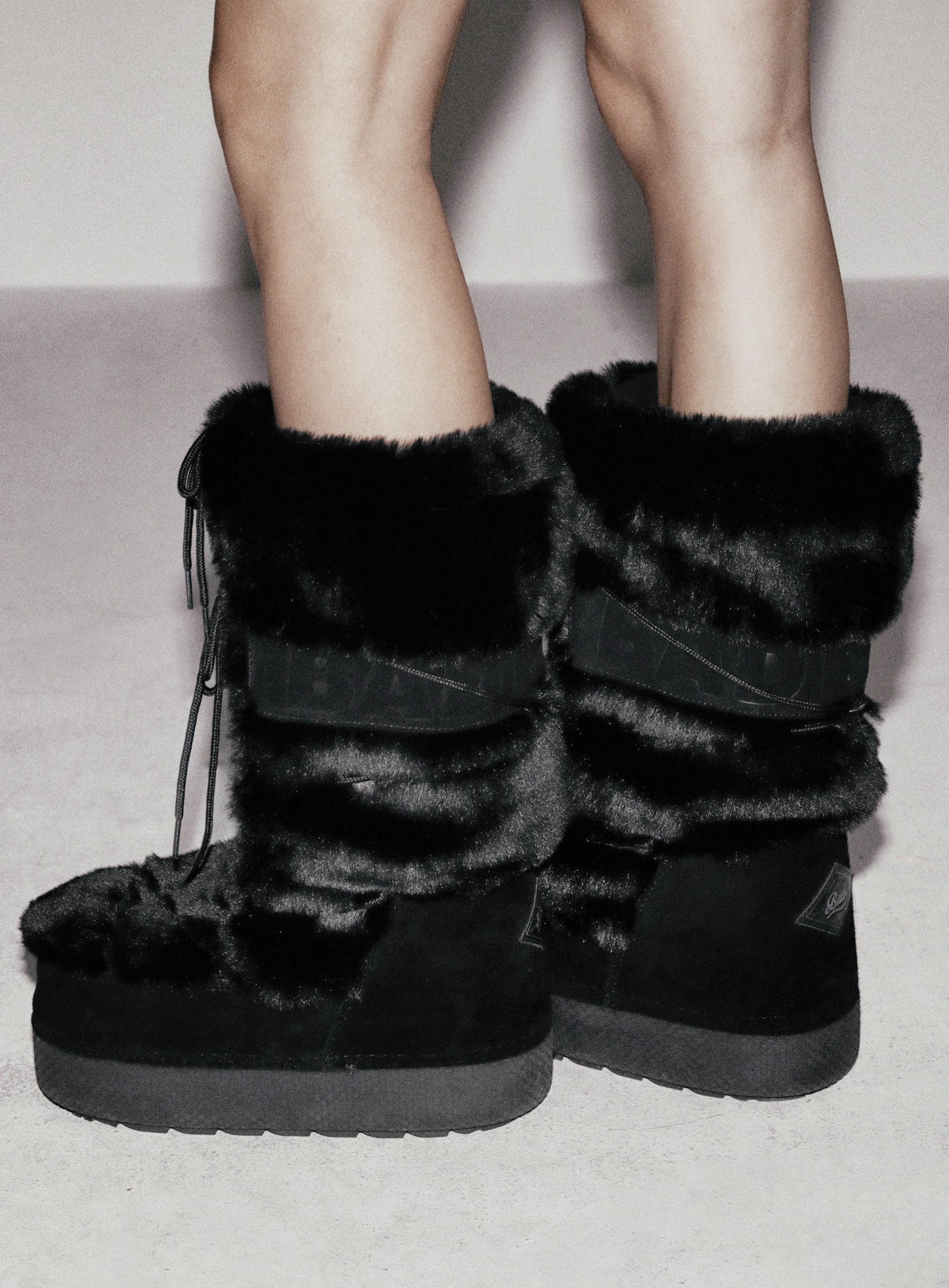 Badblood Eskimo Boots Tall Platform Black