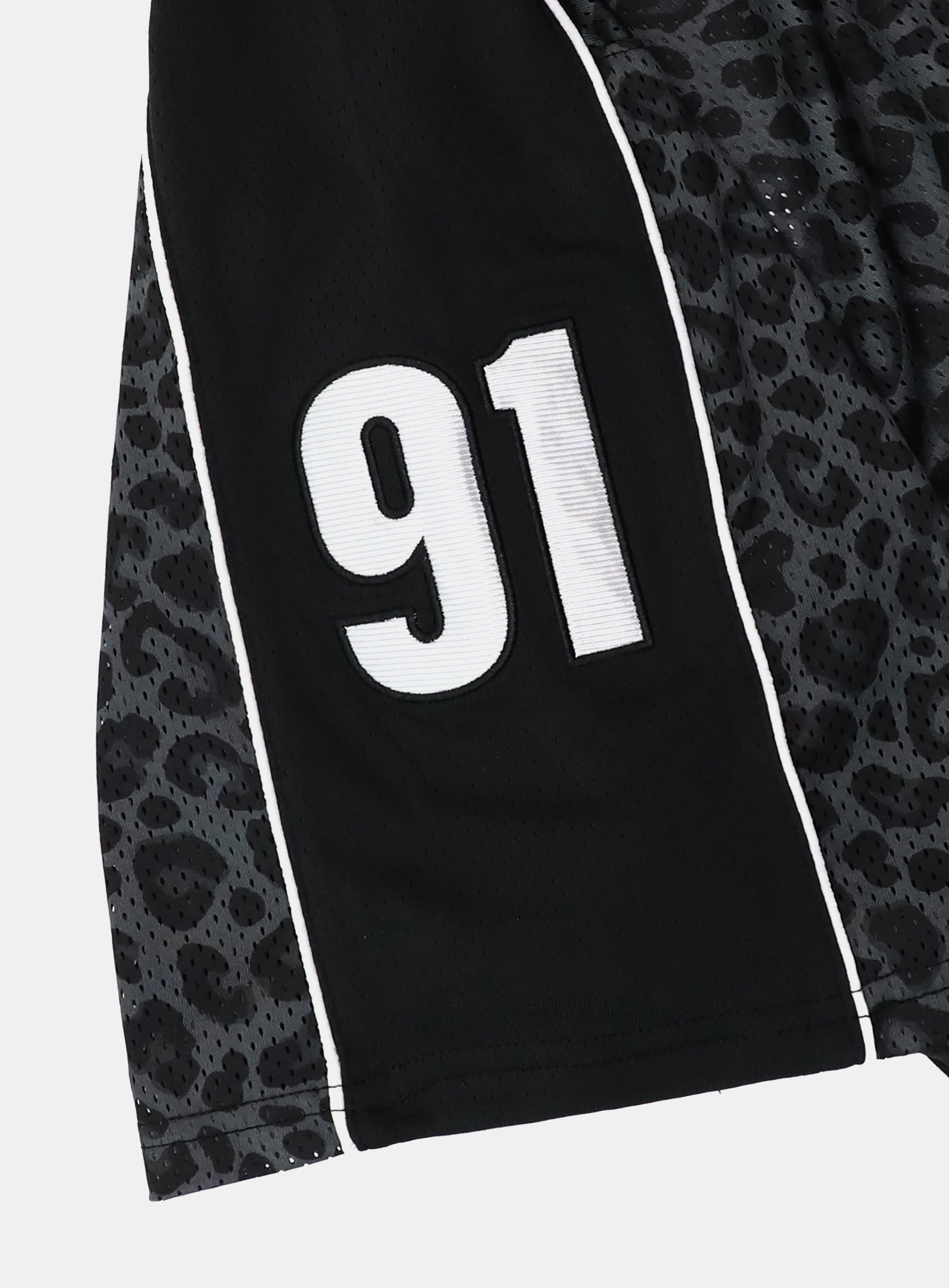 Badblood FON V-Neck Jersey Short Sleeve - Black Leopard