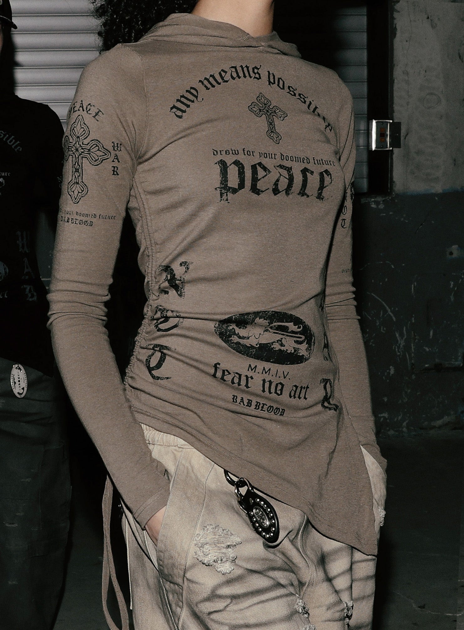 Badblood PEACE NOT WAR Slim Cutout Hoodie - Tobacco