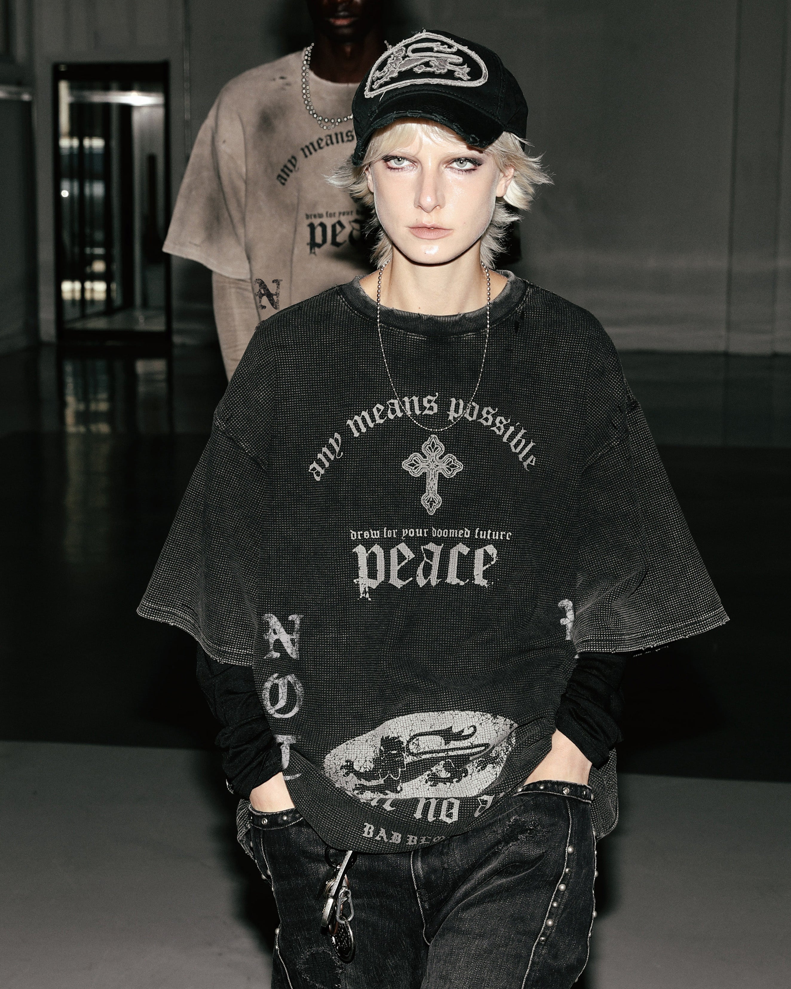 Badblood PEACE NOT WAR T-shirt Dusty Black