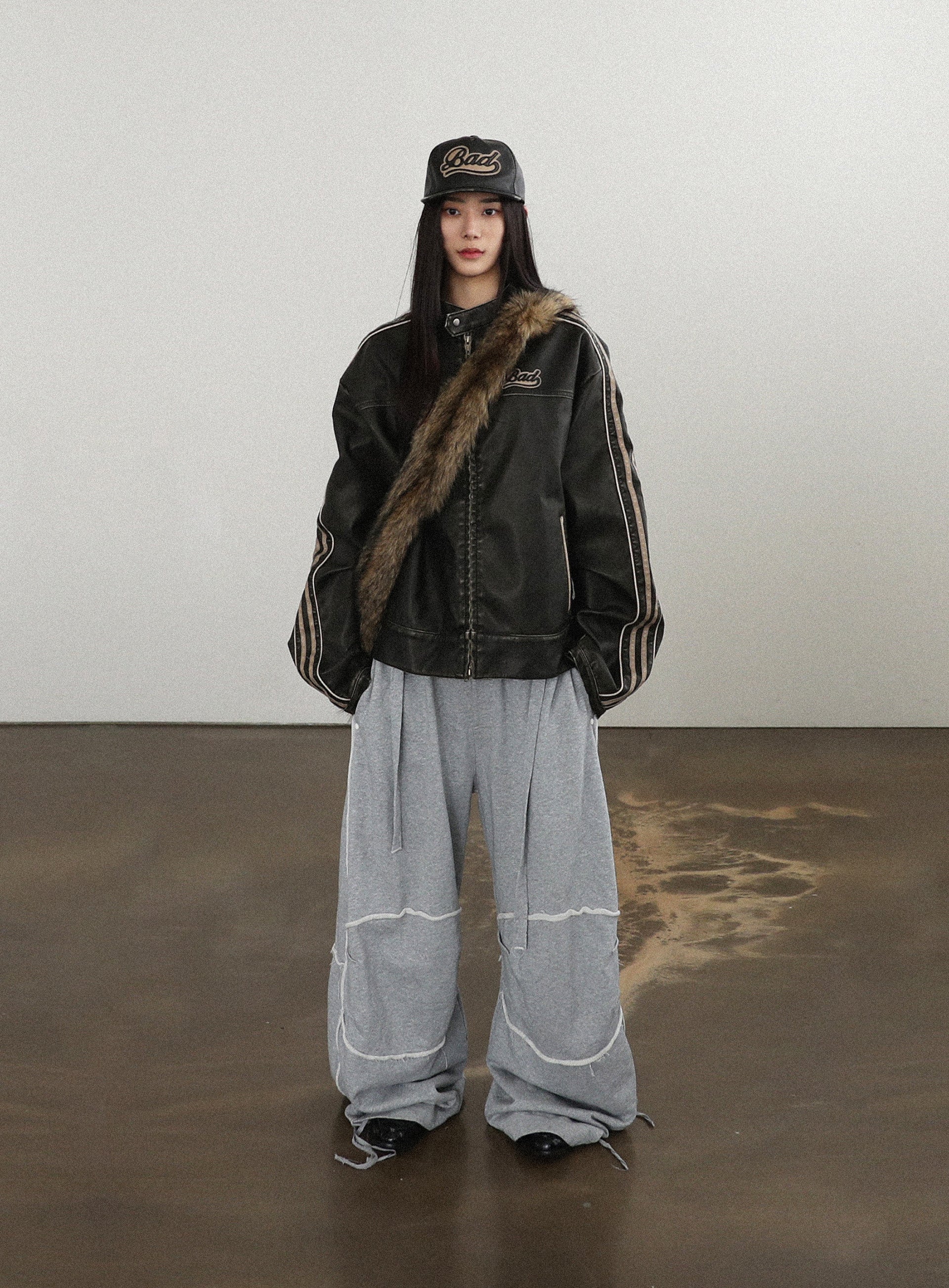 Badblood Low Edge Convex Jogger - Grey – BBGSHOPHK Badblood Low Edge Convex Jogger - Grey – BBGSHOPHK