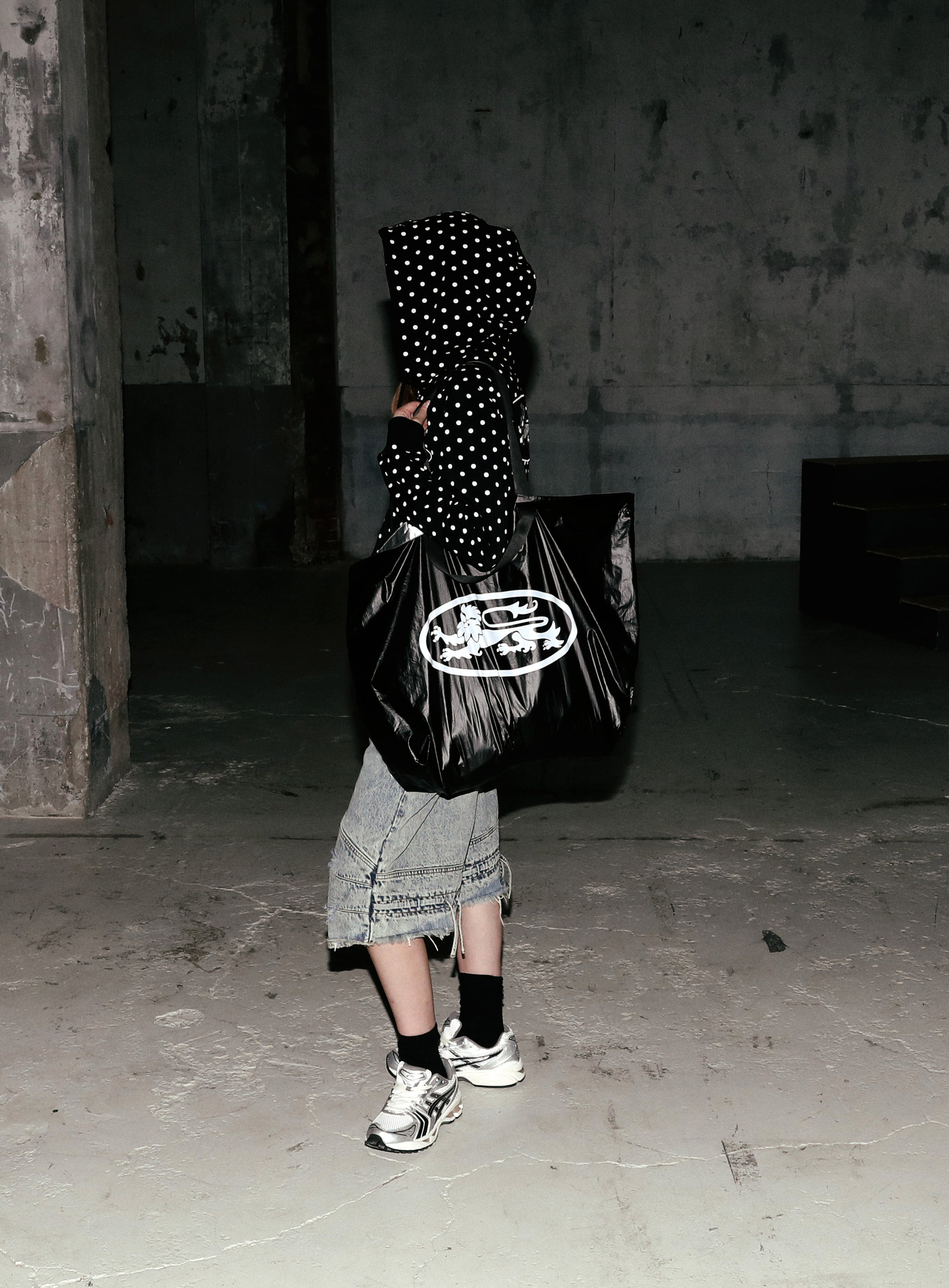 Badblood Mystic 2 Way Reversible Shopper Bag - Silver/Black