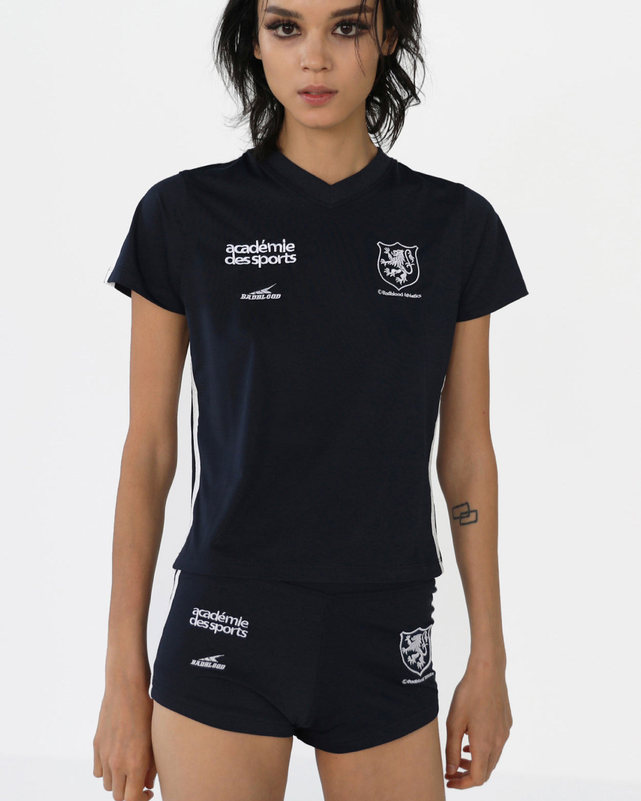 Badblood ADS Vintage V-neck Short Sleeve Slim Fit Black