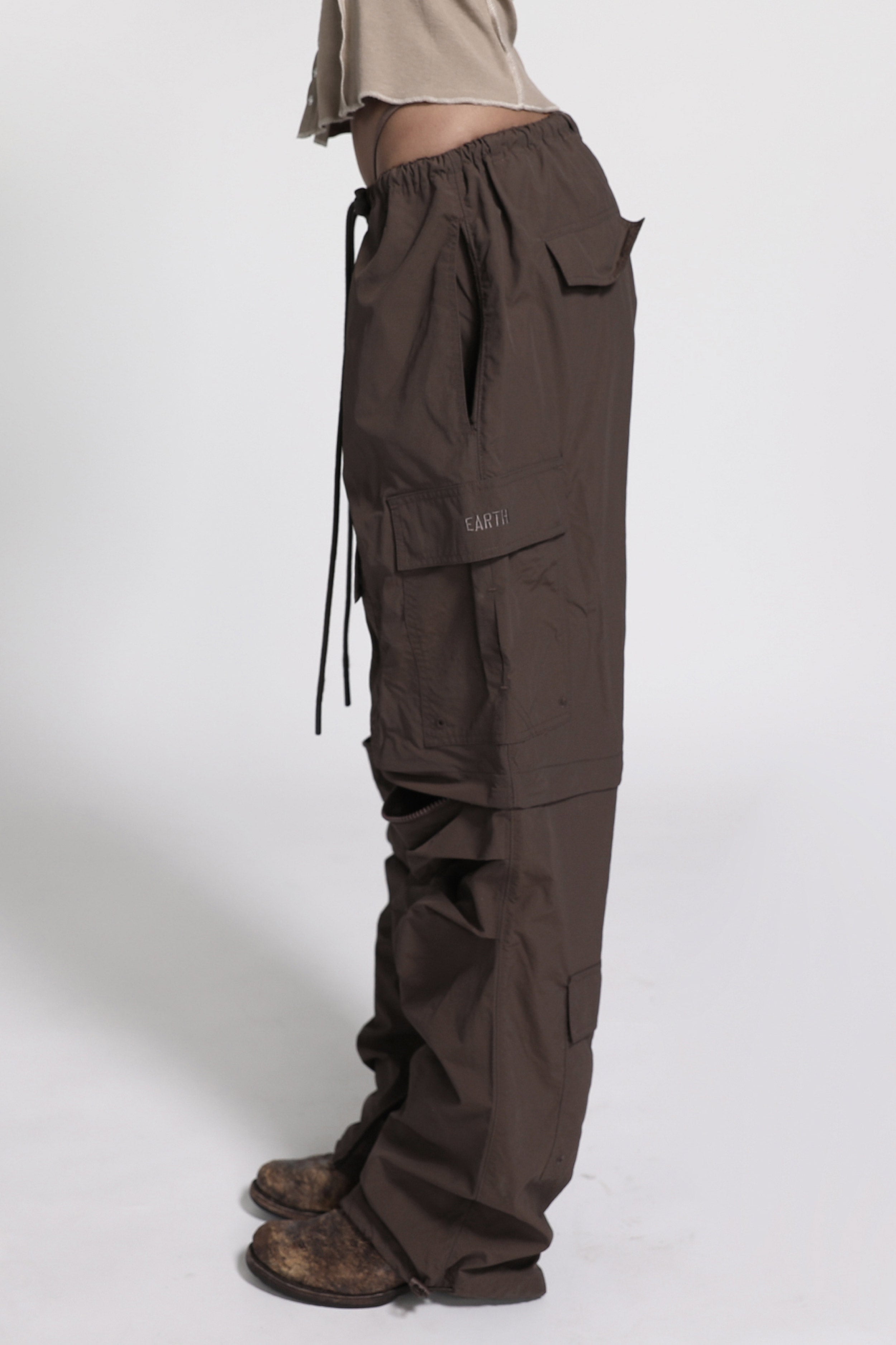 Badblood Delta 2 Parasuit Cargo Trousers (Convertible) Brown