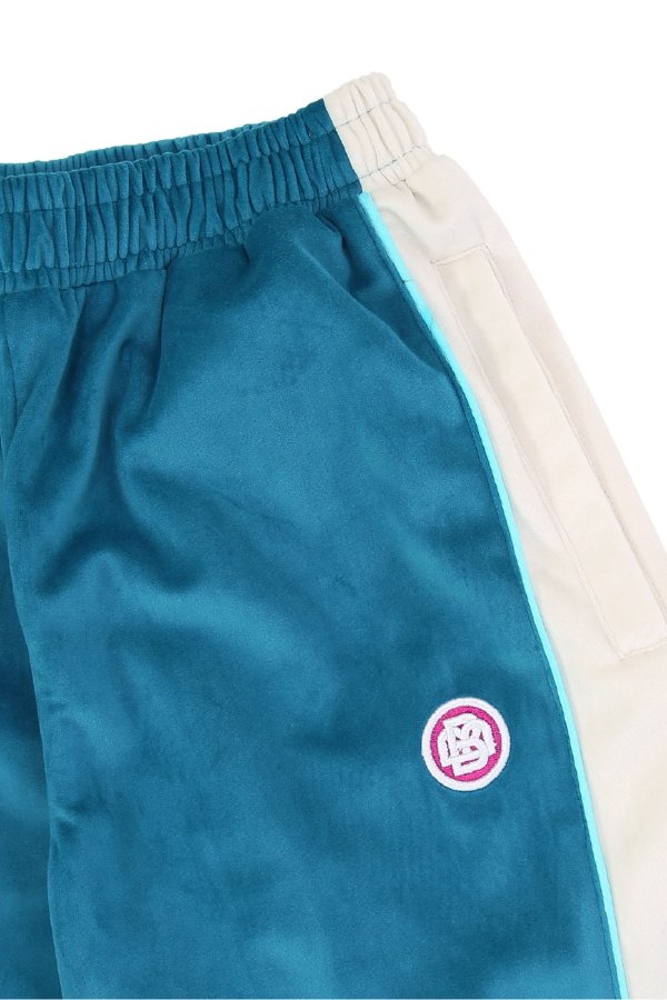 aquamarine