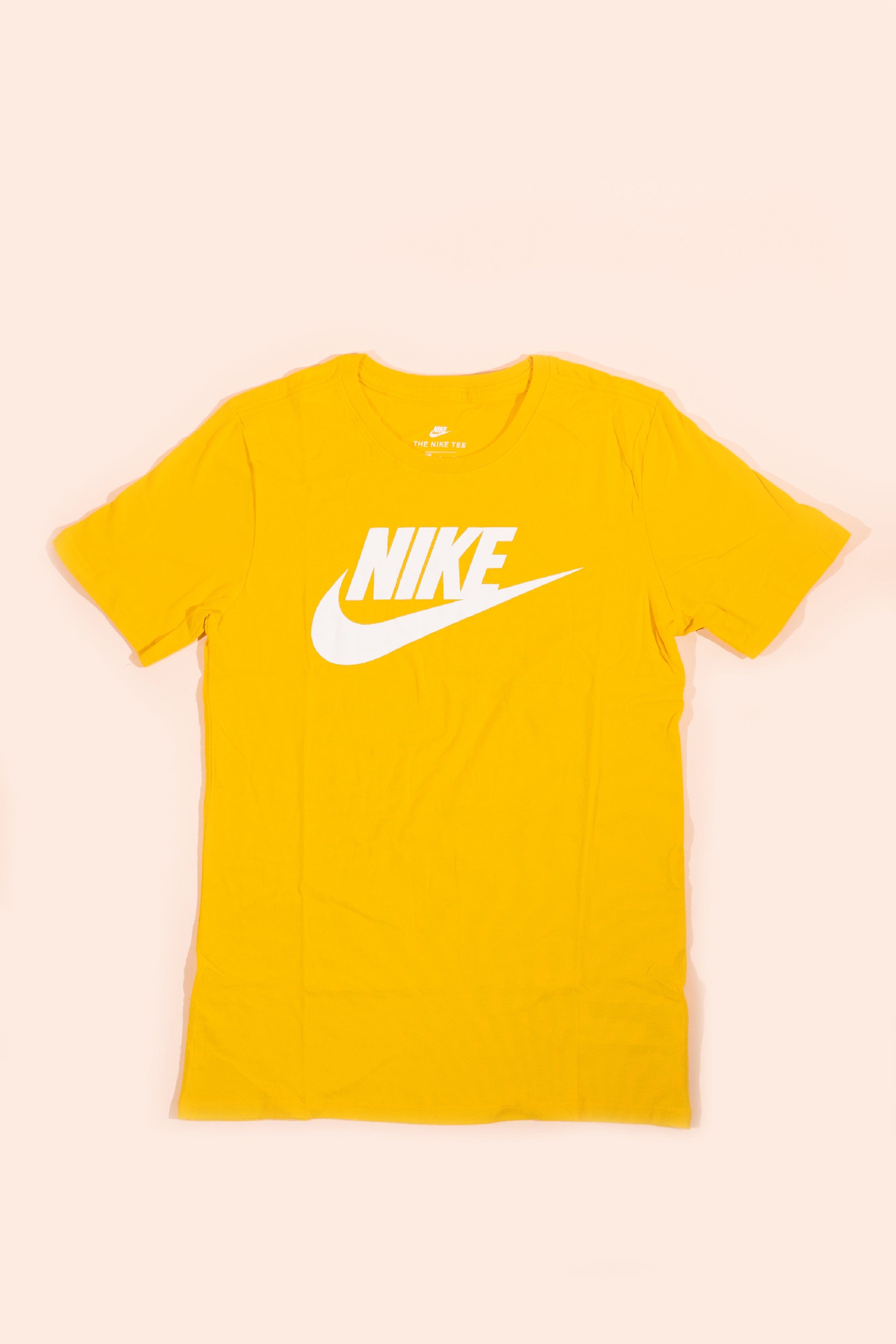 Nike Futura 標誌 T 卹 黃色